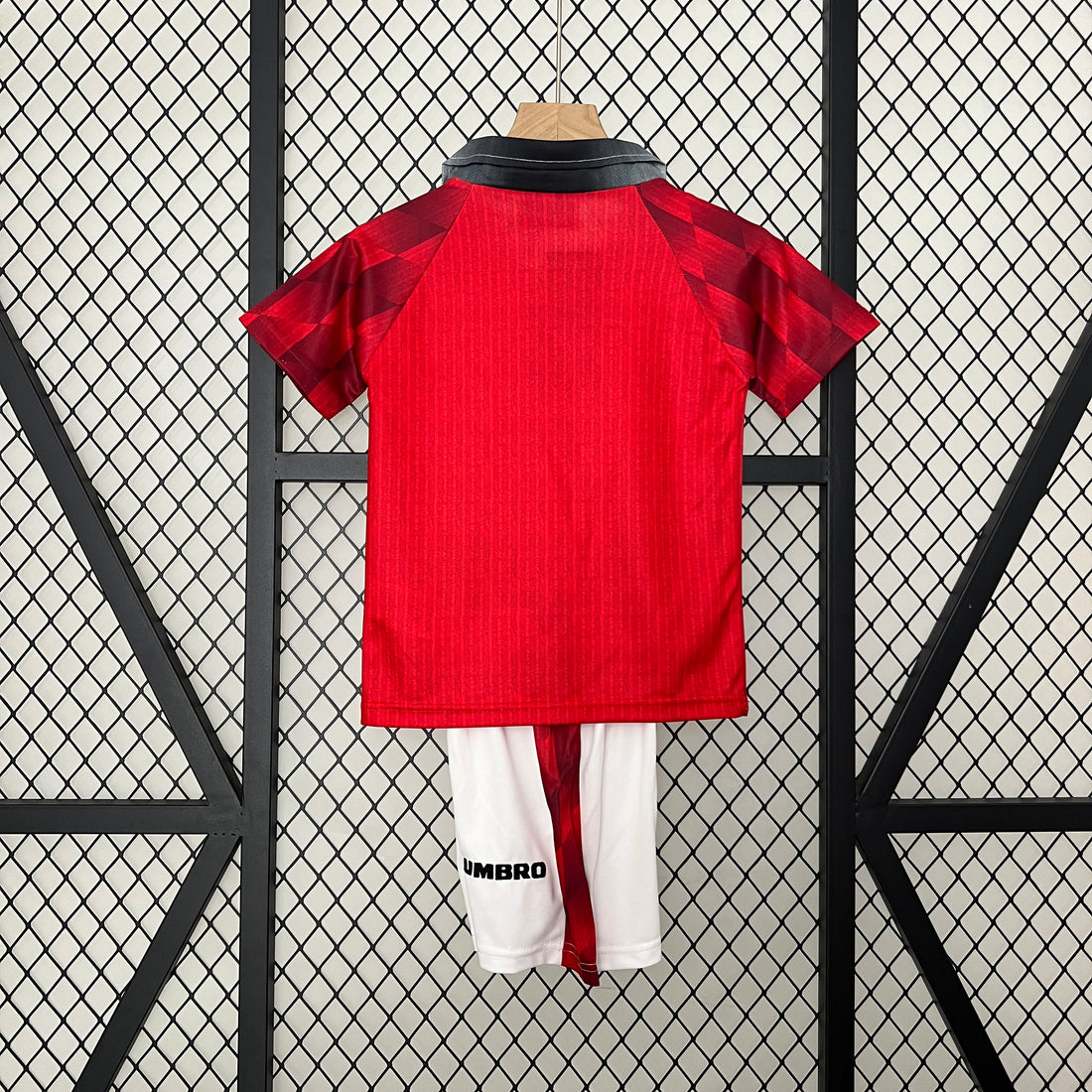 Manchester United 1996-97 Home Football Shirt - Kids