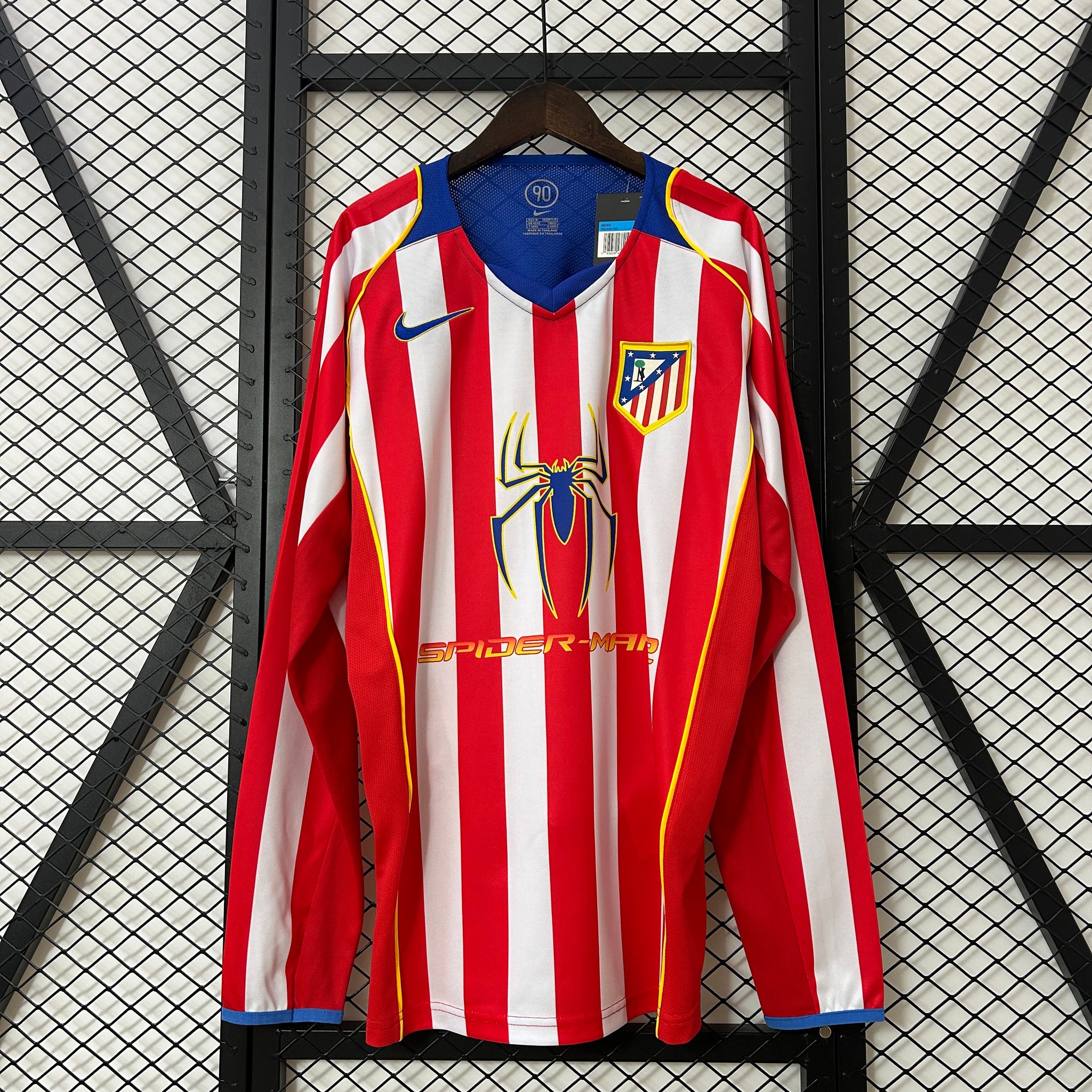 Atlético de Madrid 2004/05 Home Long Sleeve Retro Jersey