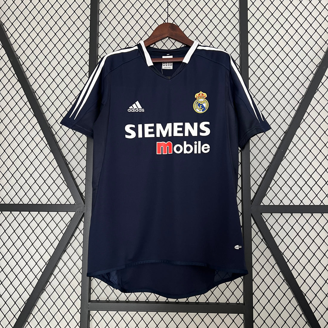 Real Madrid 2004/05 Away Kit