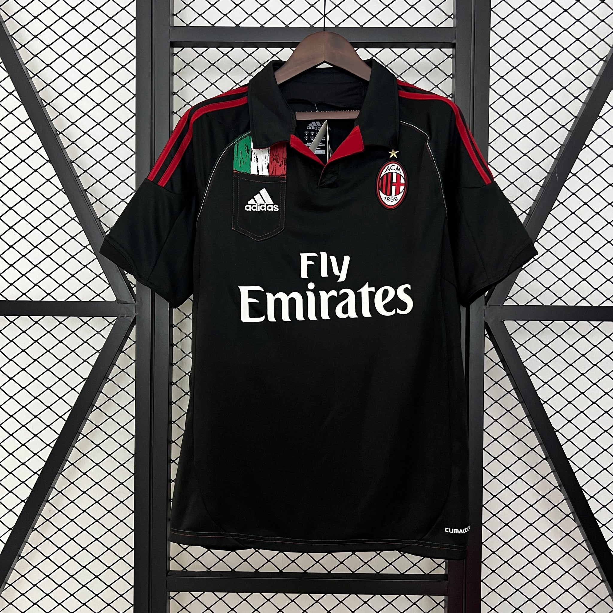 Retro AC Milan jersey 2012-13