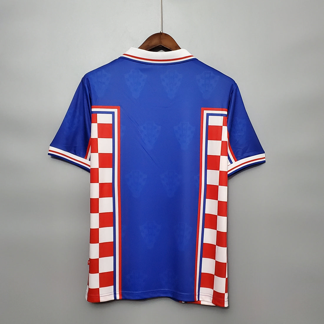 Reteo Croatia away jersey 1998