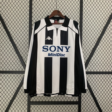 Retro Juventus home long sleeve Jersey 1997-98
