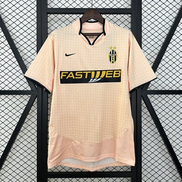Retro Juventus third away Jersey 2003-04