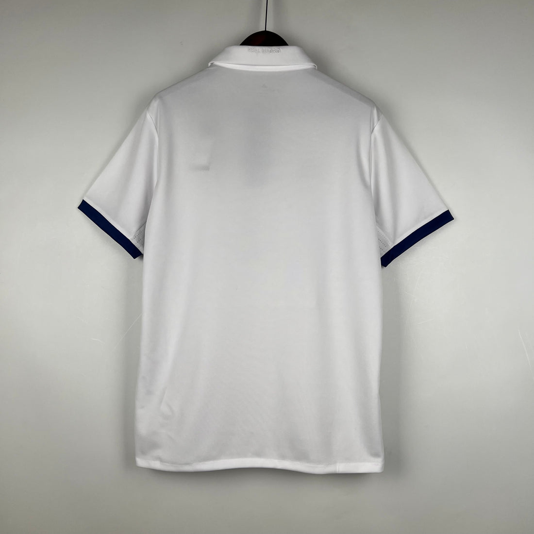 Retro Real Madrid home Jersey 2016-17