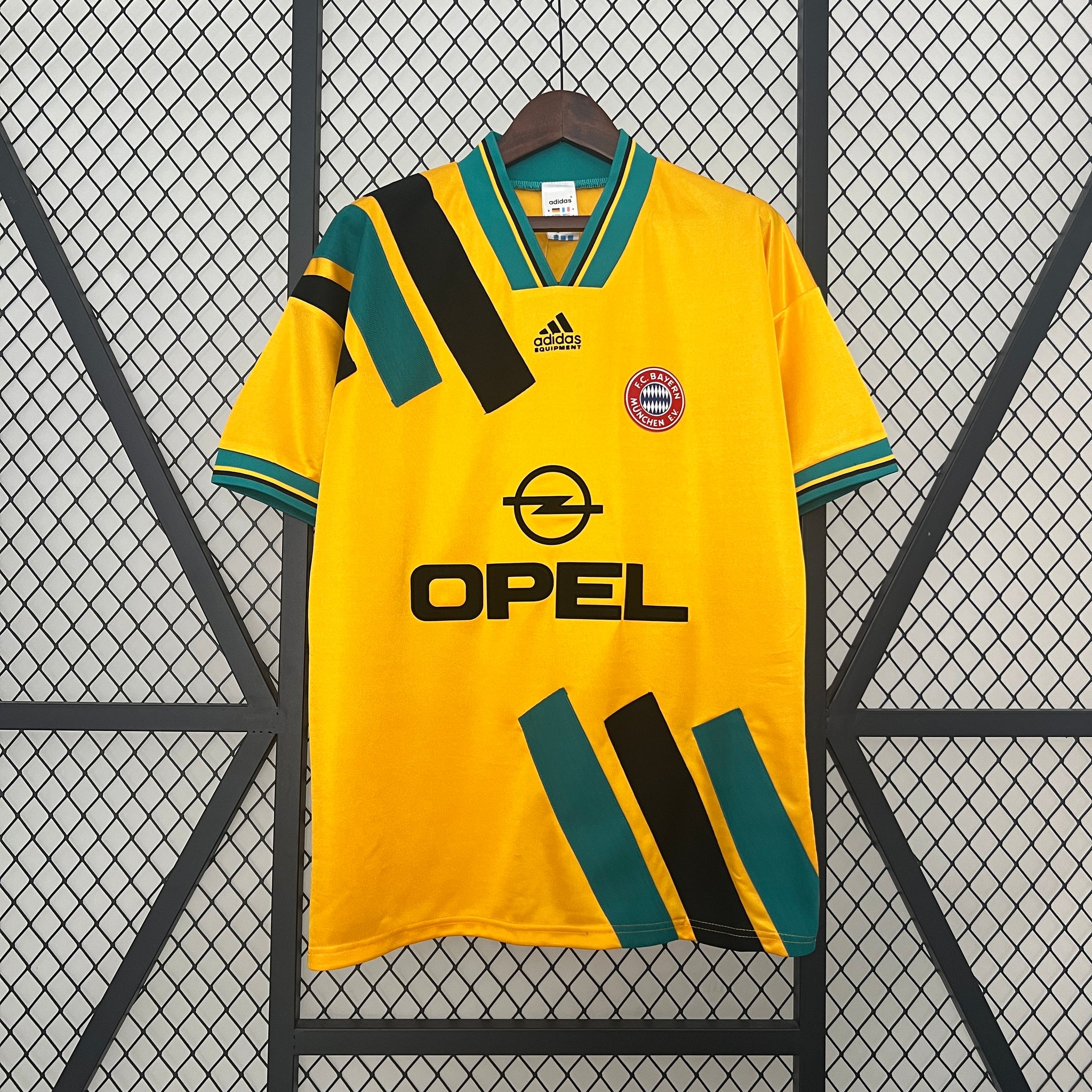 Retro Bayern Munich away Jersey 1993-95