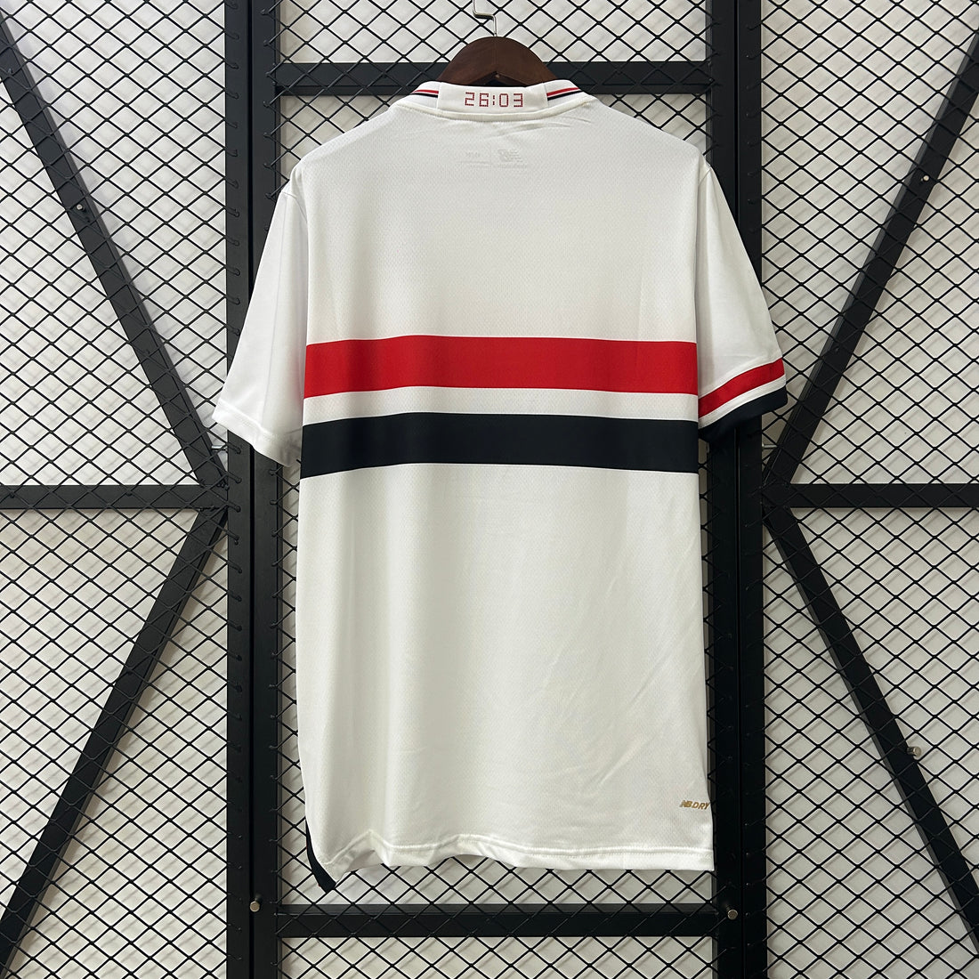 Sao Paulo home jersey 2025-26