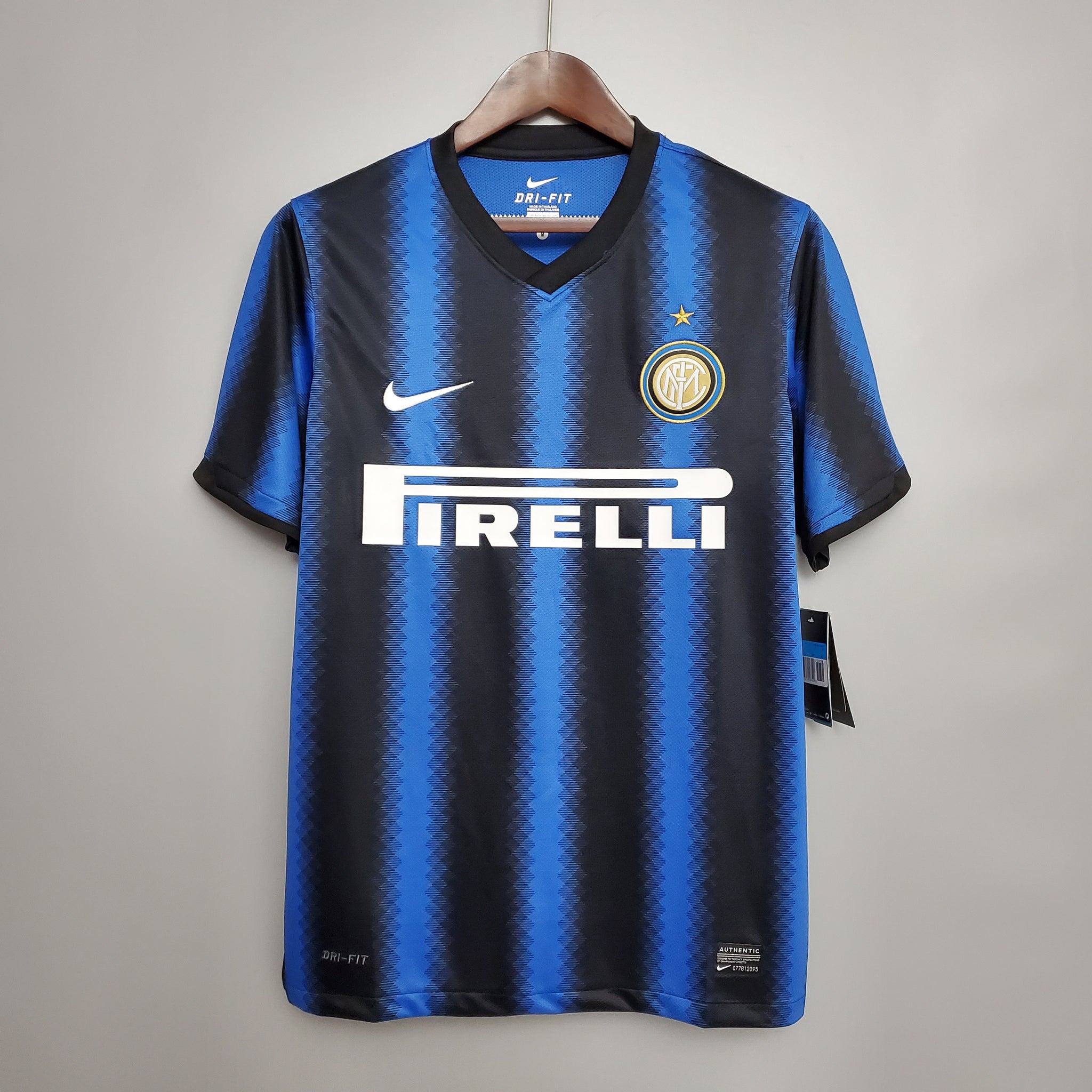 Retro Inter Milan home jersey 2010-11