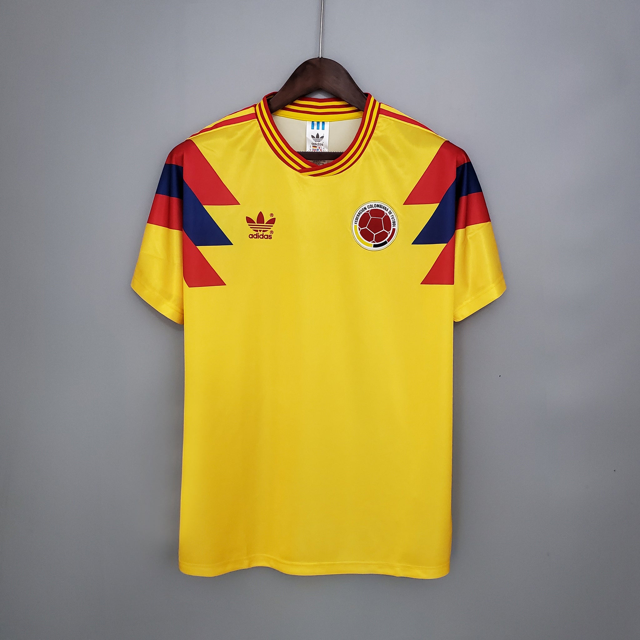 Retro Colombia home jersey 1990