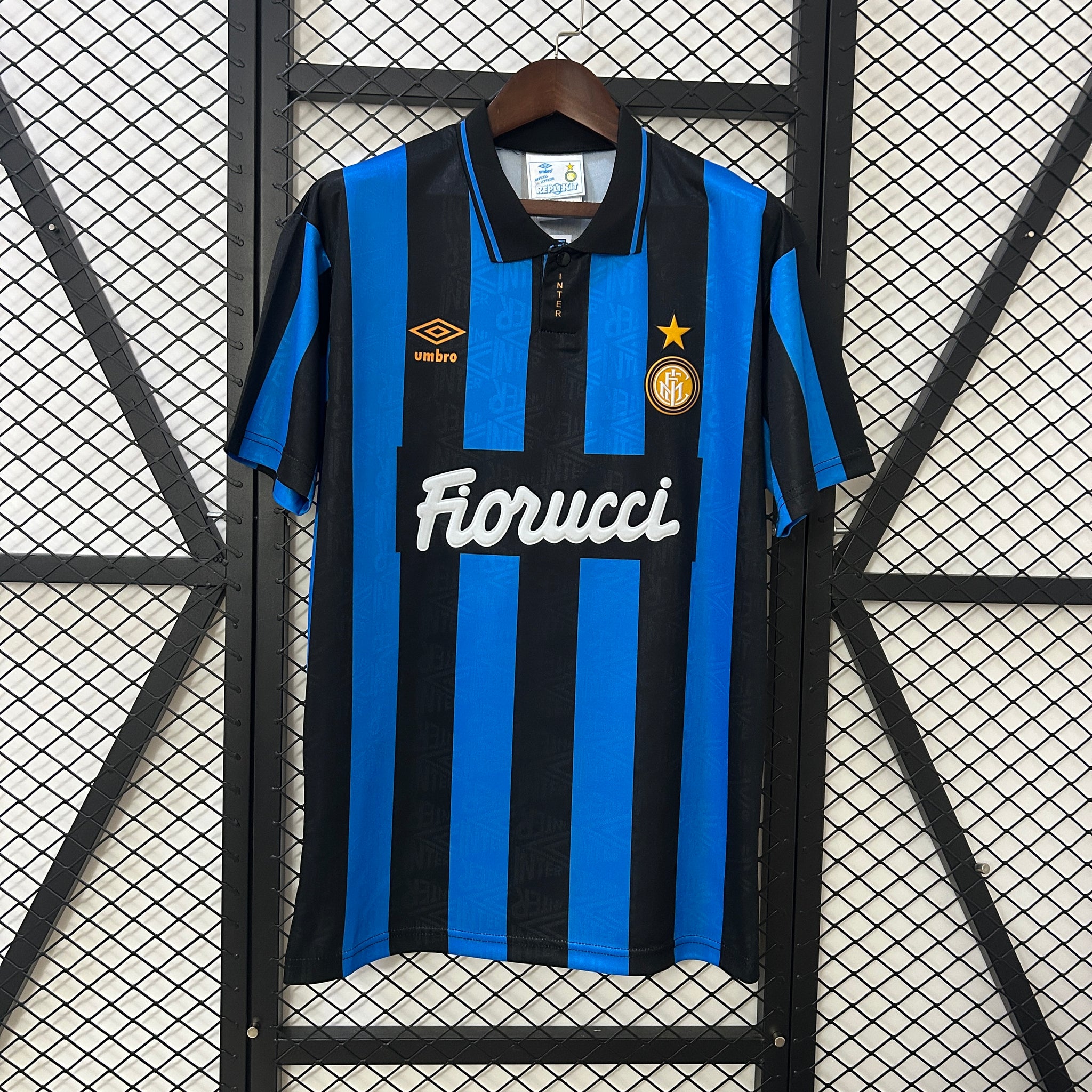 Retro Inter Milan home jersey 1992-94