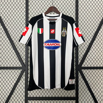 Retro Juventus home Jersey 2002-03
