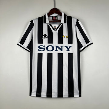 Retro Juventus home Jersey 1996-97