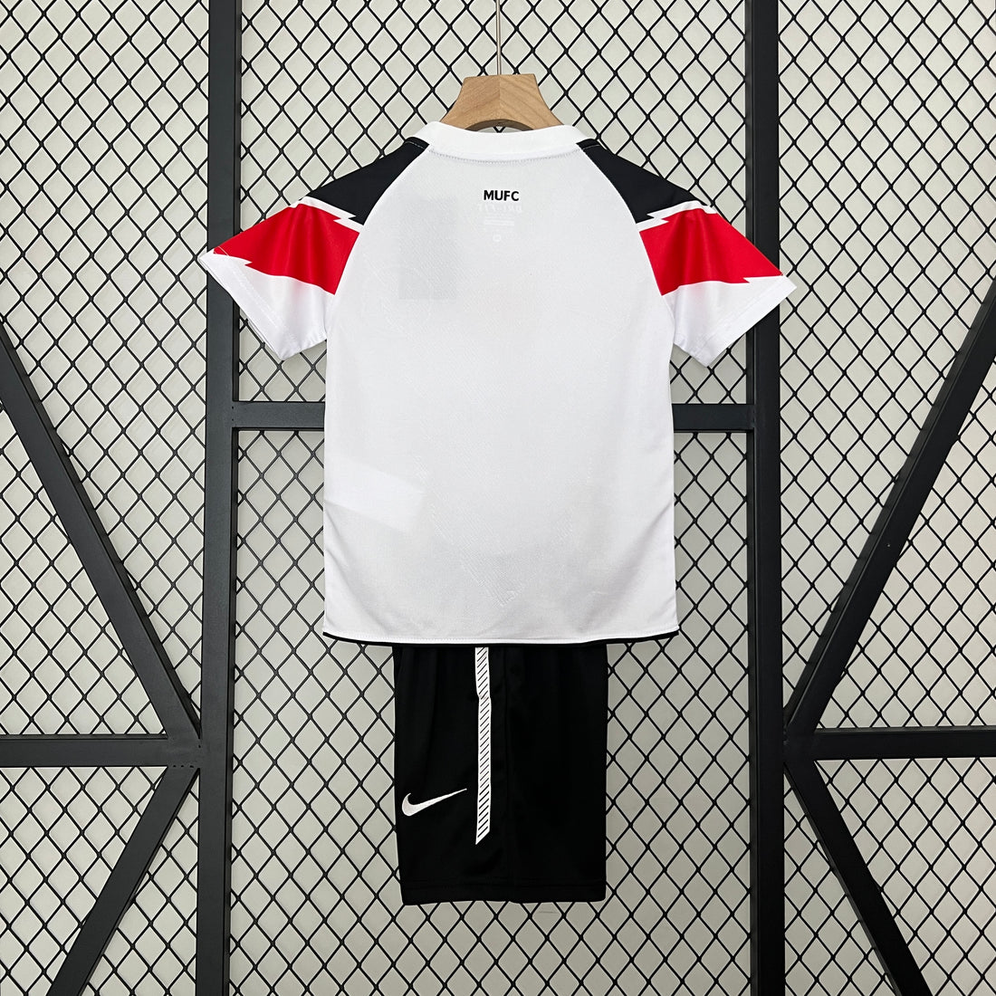 Manchester United 2010-11 Third Away Football Shirt - Kids