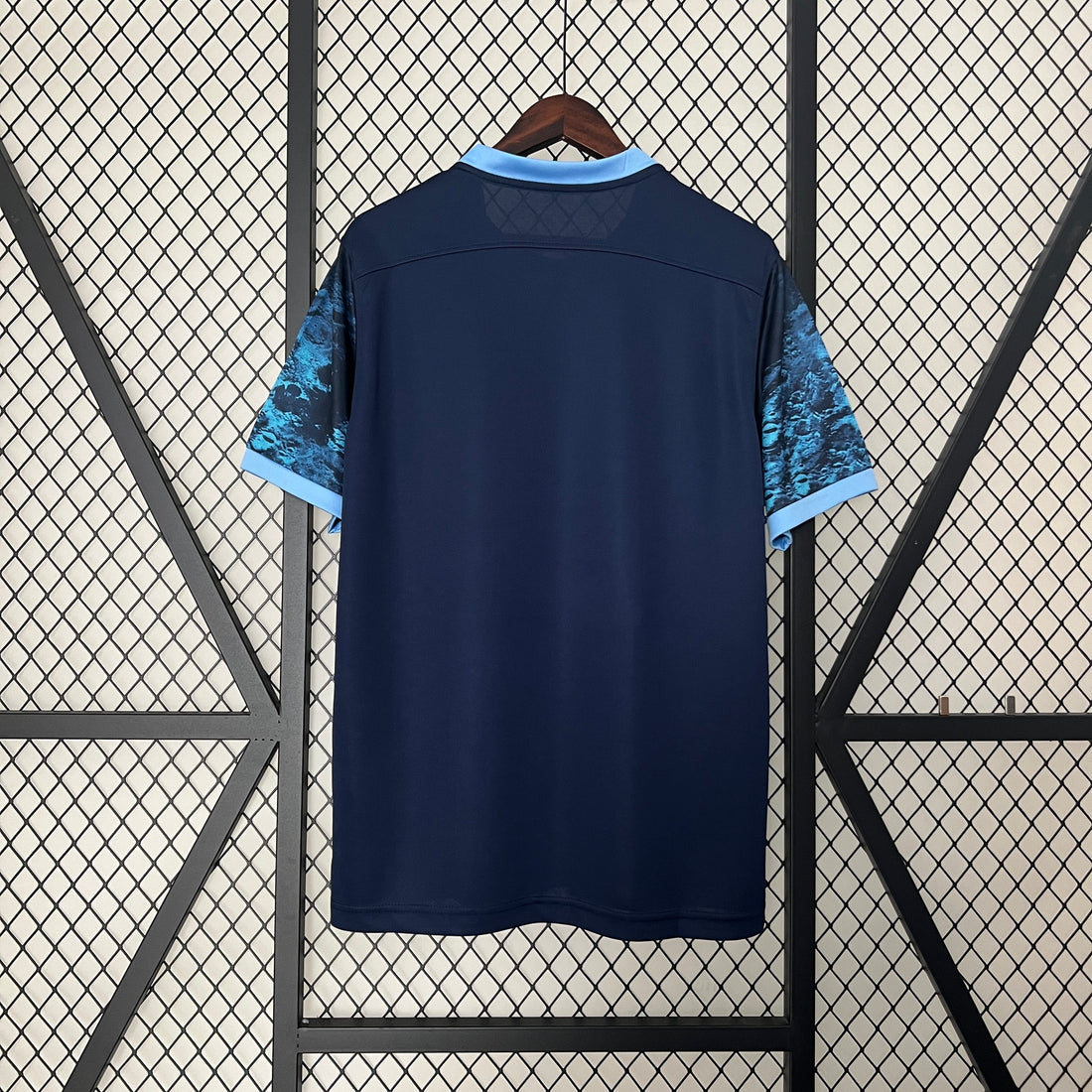 Retro Manchester City away jersey 2015-16