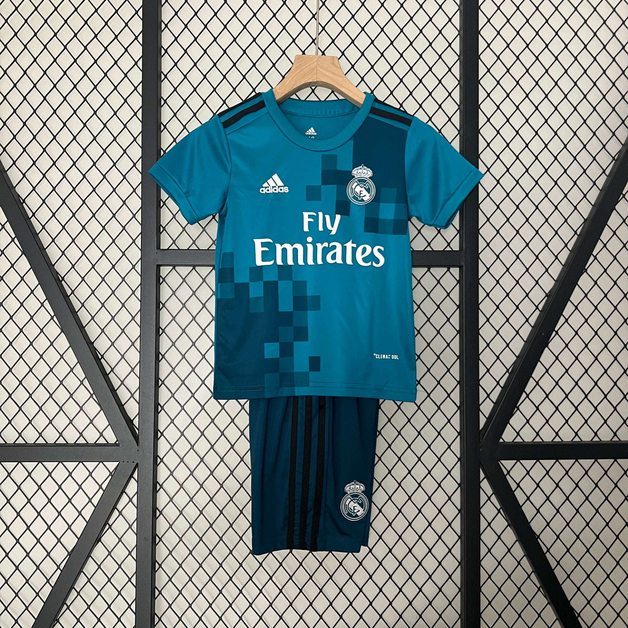 Real Madrid 2017-18 Third Away Jersey - Kids