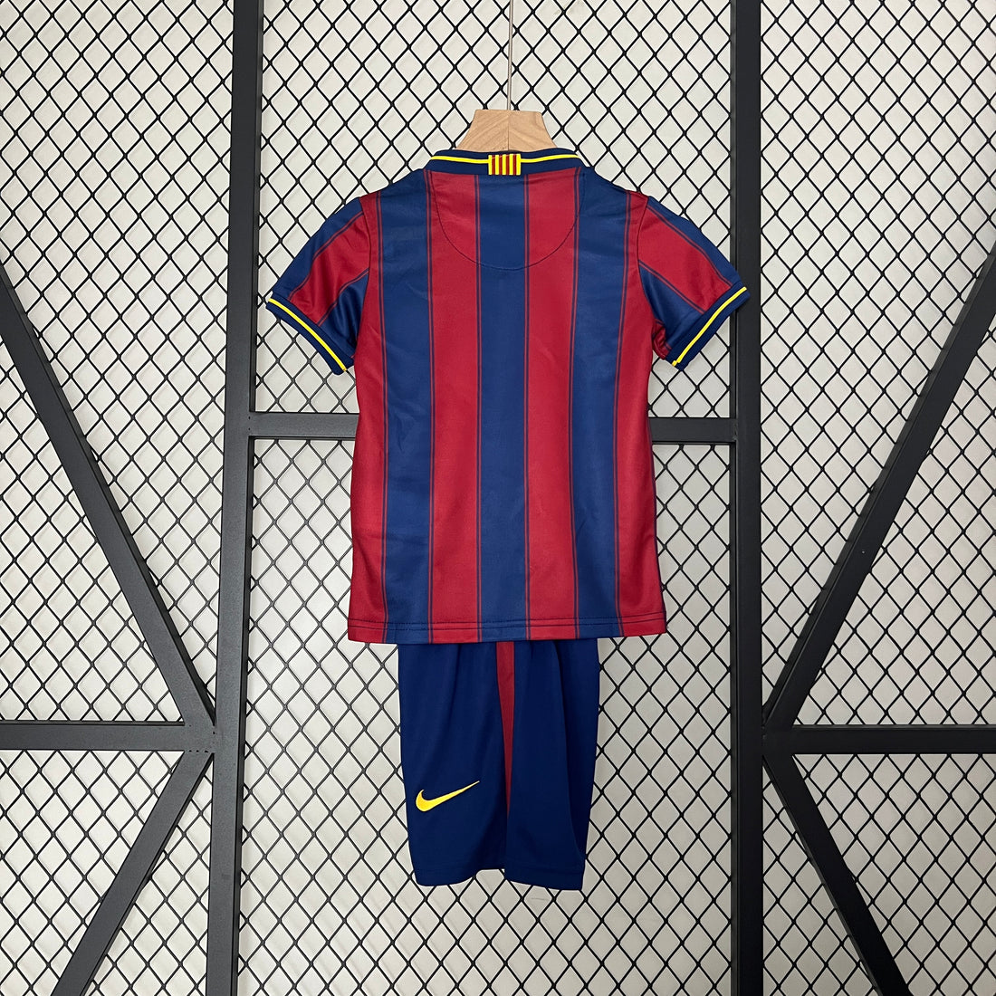 FC Barcelona 2009-10 Home Football Shirt - Kids