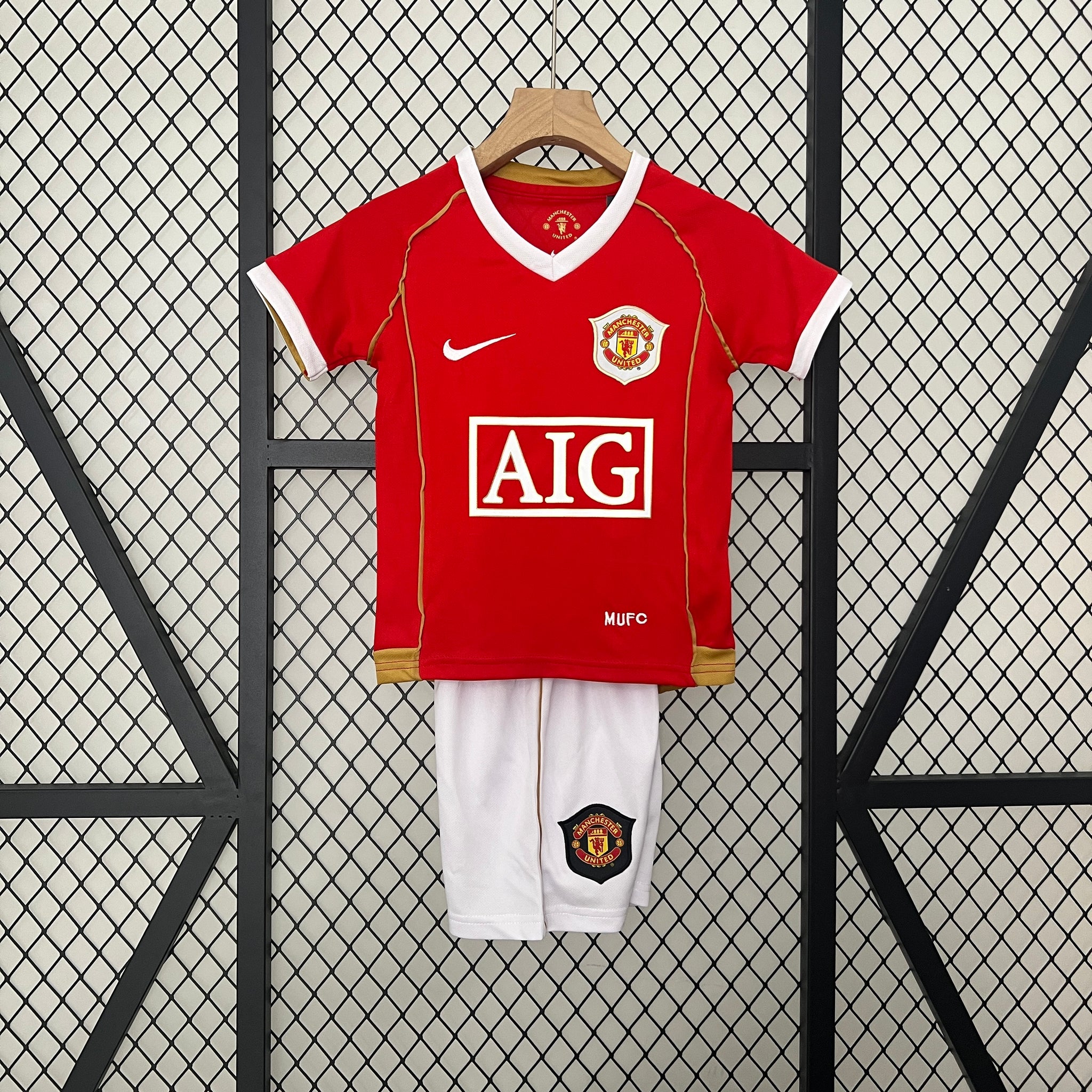 Manchester United 2006-07 Home Football Shirt - Kids