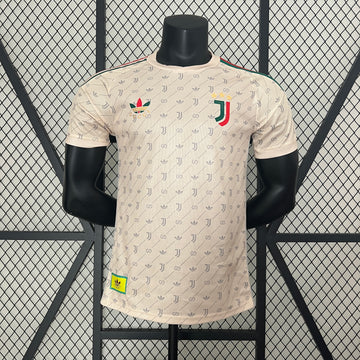 Juventus co-branded version Jersey player edition 2024-25