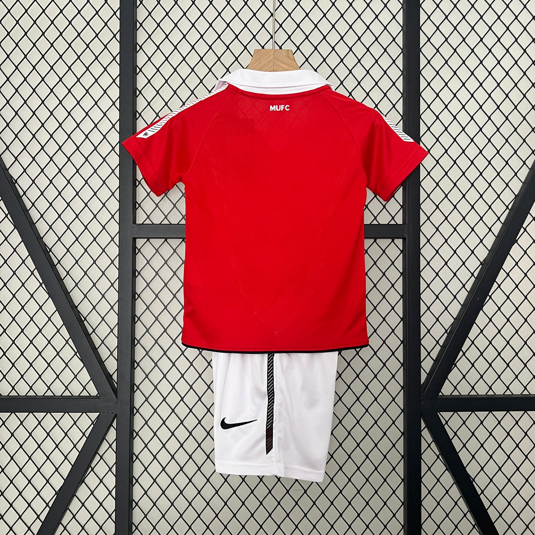 Manchester United 2010-11 Home Football Shirt - Kids