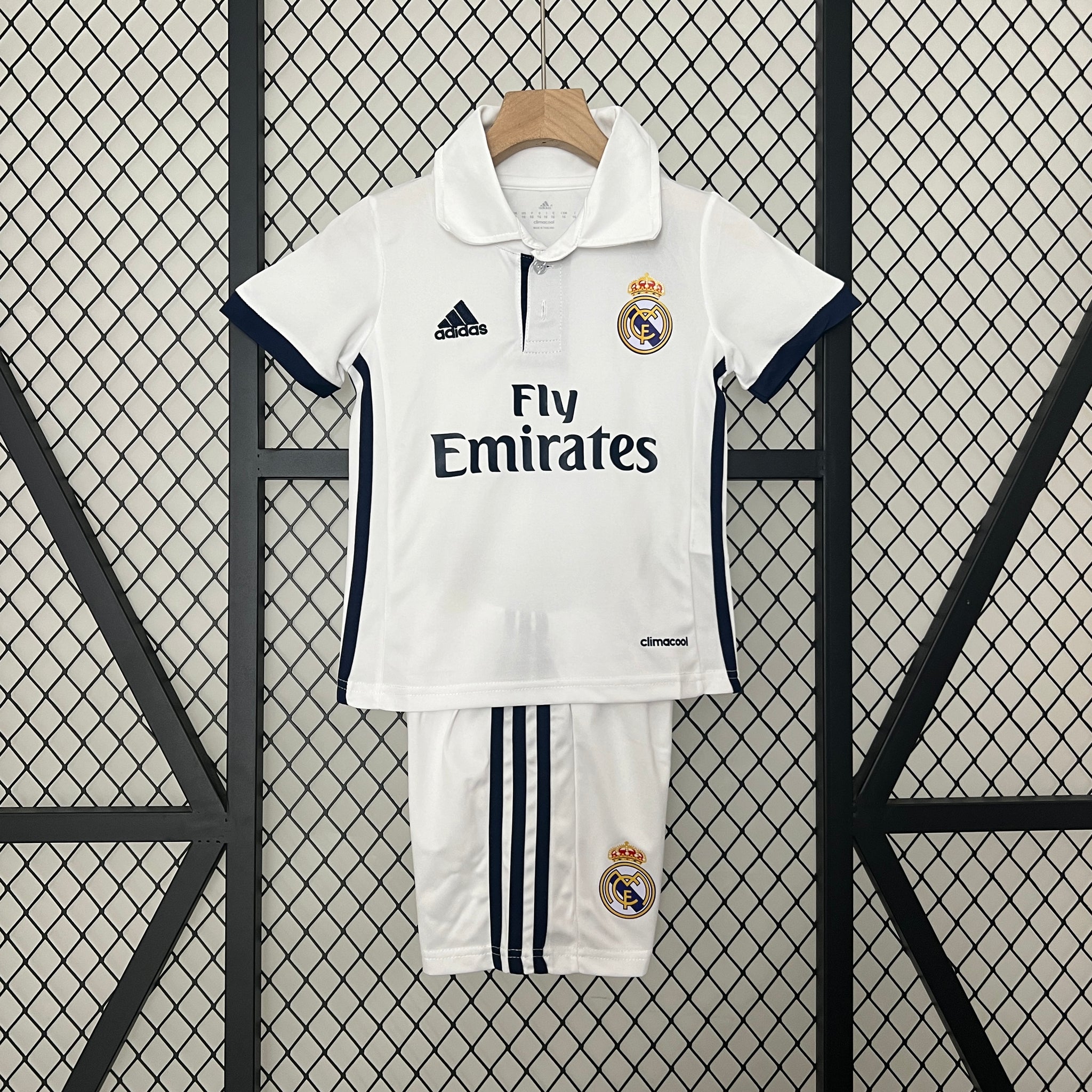 Real Madrid 2016-17 Home Jersey - Kids