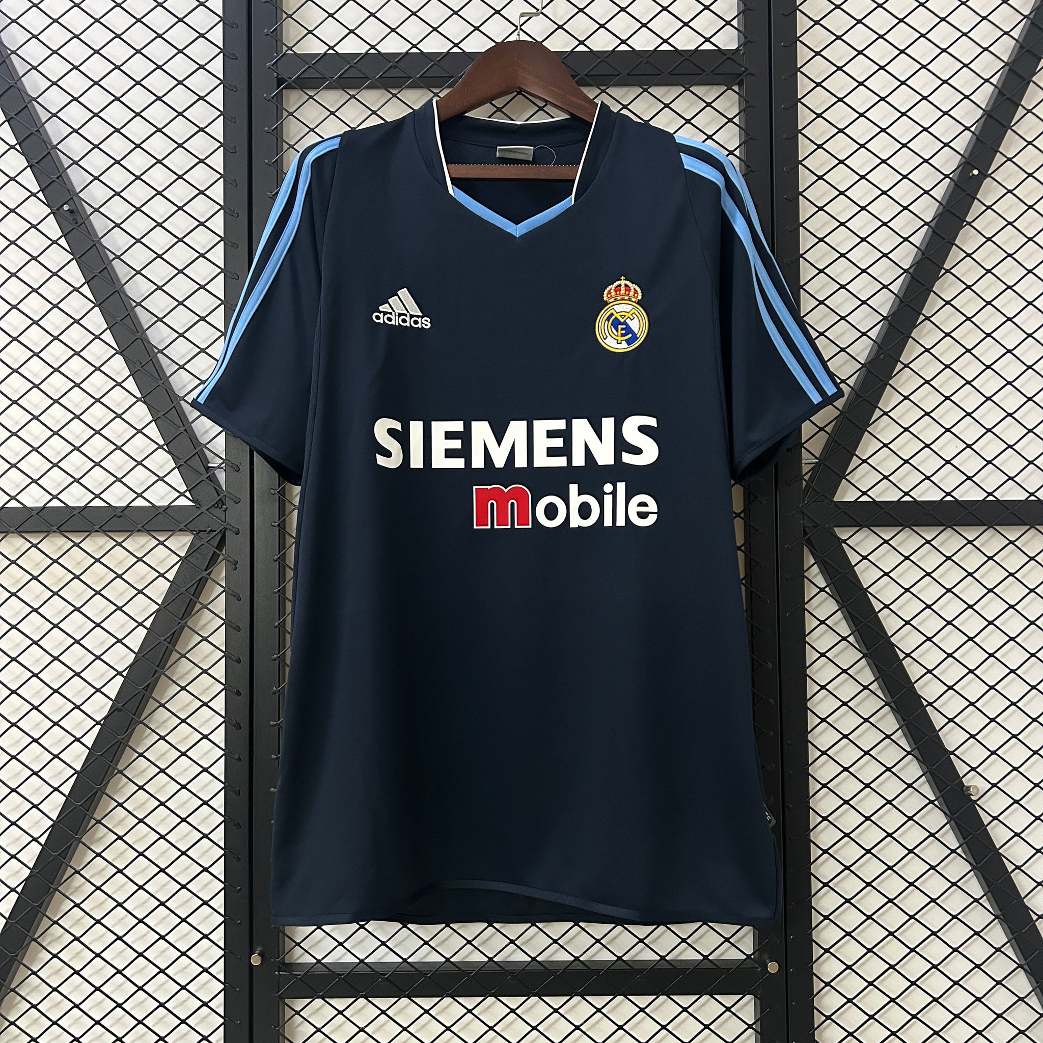 Retro Real Madrid away Jersey 2003-04