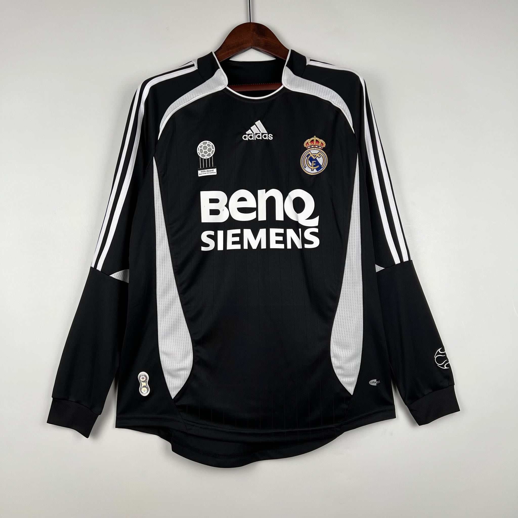 Retro Real Madrid third away long sleeve Jersey 2006-07