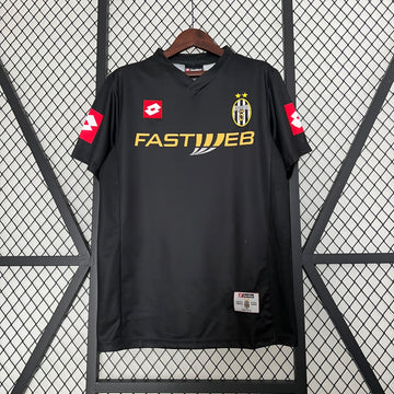 Retro Juventus away Jersey 2001-02