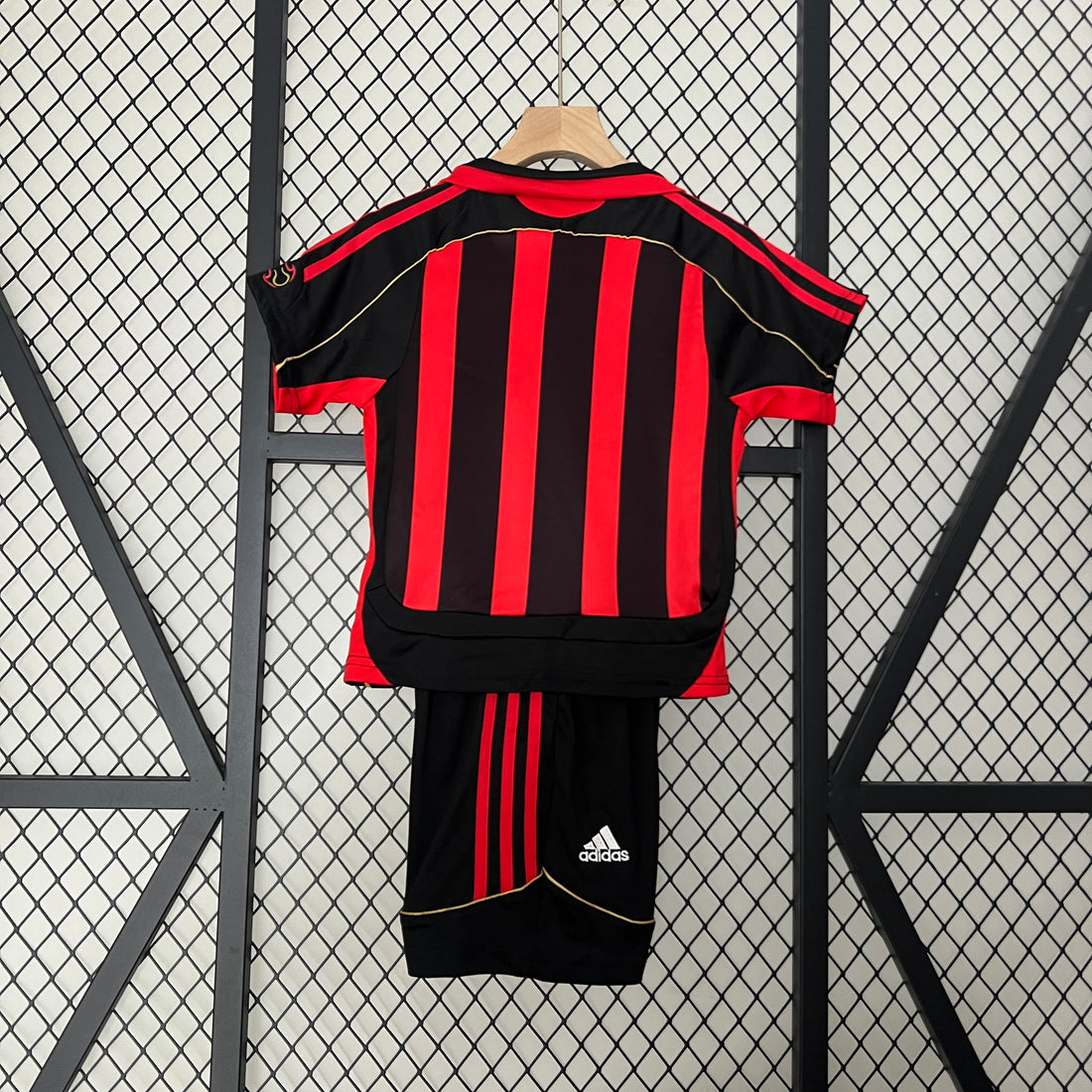 AC Milan 2006-07 Home Football Jersey - Kids